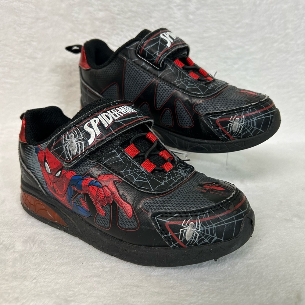 Marvel Kids Boys Sneakers Size 12 Black Spiderman Light Up